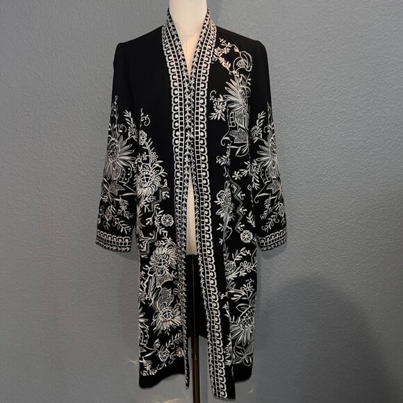 Chico's Jackets & Blazers - CHICO'S FULLY EMBOIDERED BLACK & WHITE KIMONO JACKET TOPPER - EUC - SIZE 0 = 4/6